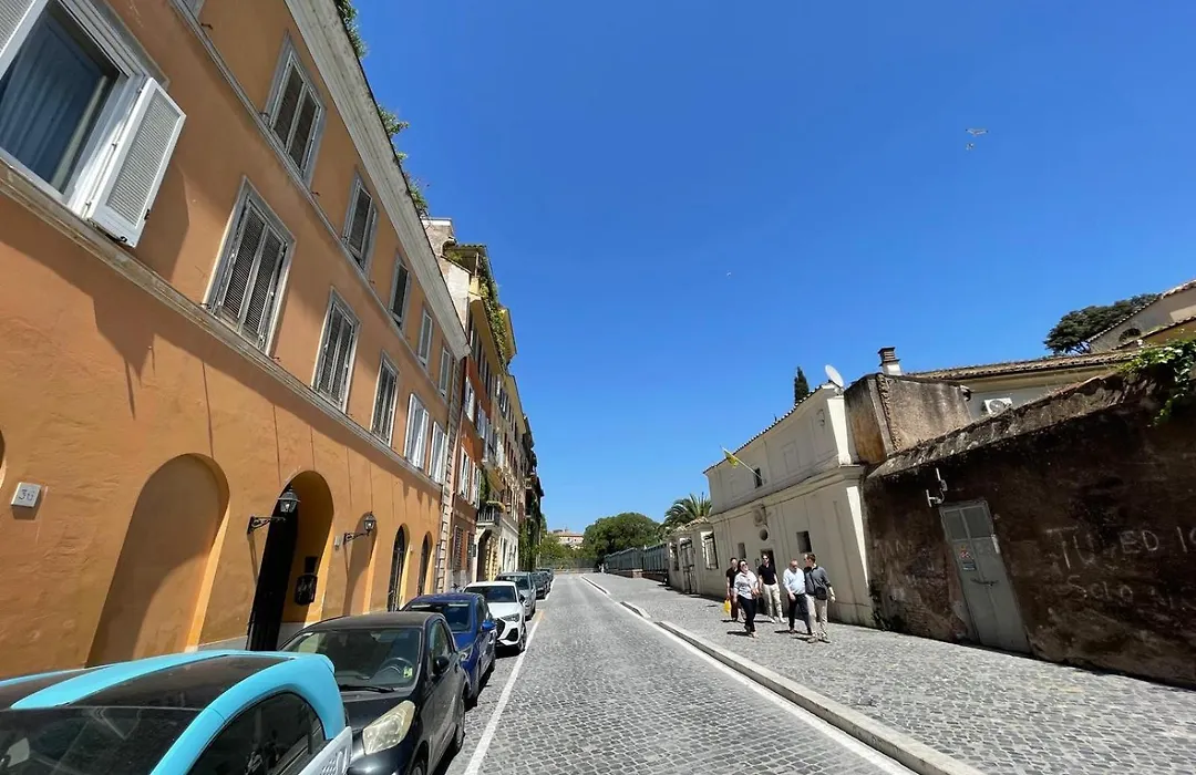 Foro Romano Apartments C-1
